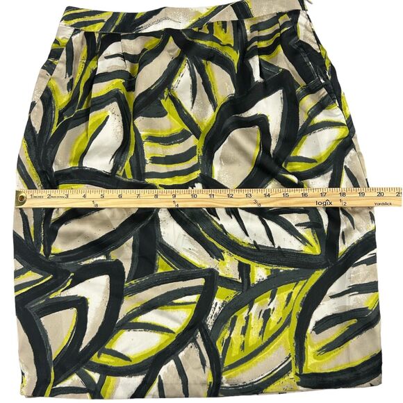 212 Collection Misses Silky Construction Abstract Leaf Pattern Lined Skirt Sz 4 - Picture 6 of 9